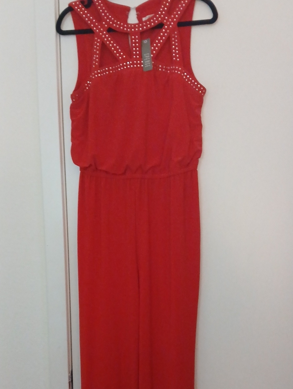 Spense Red Sleeveless Wide-Leg Jumpsuit with Studded Yoke